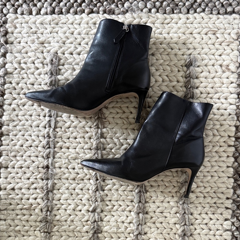 SCHUTZ Mikki Mid-Heel Black Leather Pointed-Toe Stiletto Ankle Boots Sz 8 / 8.5